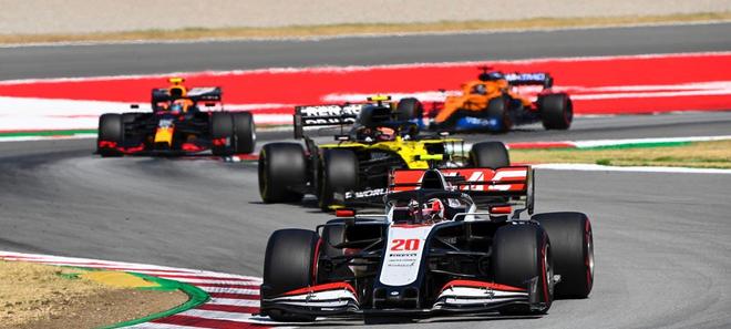 哈斯车队横扫梅赛德斯，佩雷兹刷新纪录