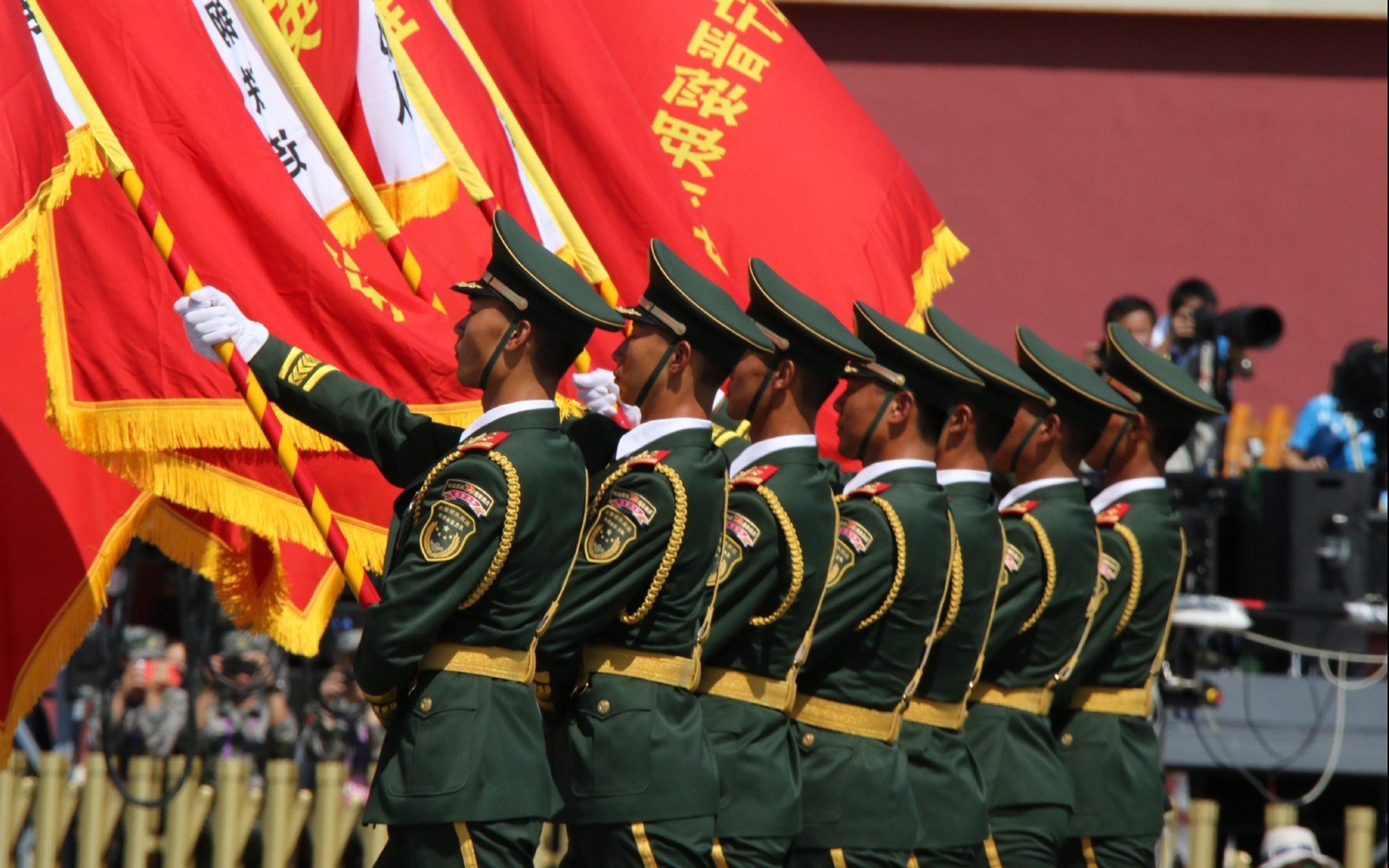 当法国收割巴西遇上关键先生京多安,全球化足球的明暗光谱