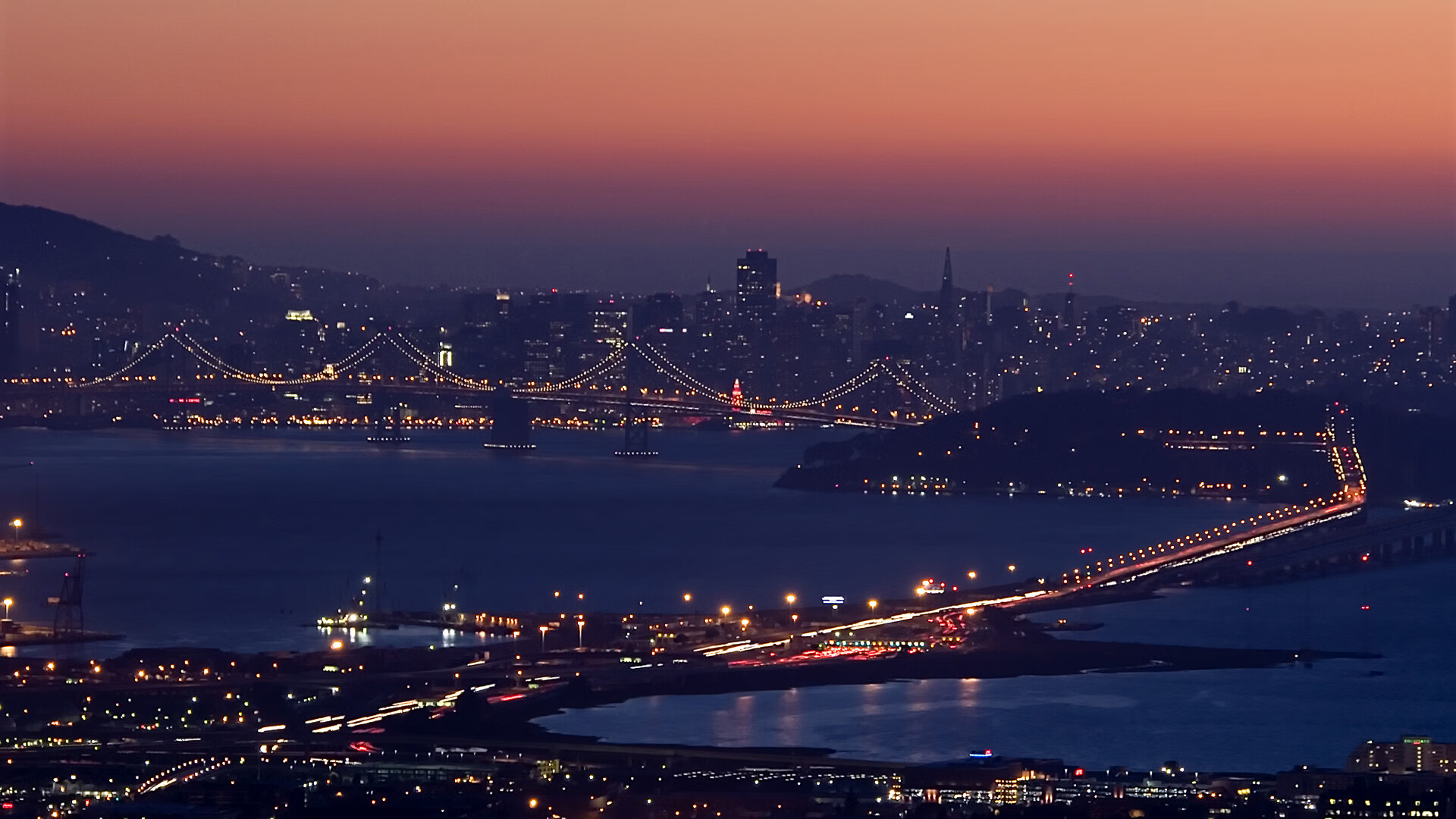 F1新赛季揭幕战之夜,阿拉巴以不可能的超车点燃巴林,诠释银箭新哲学