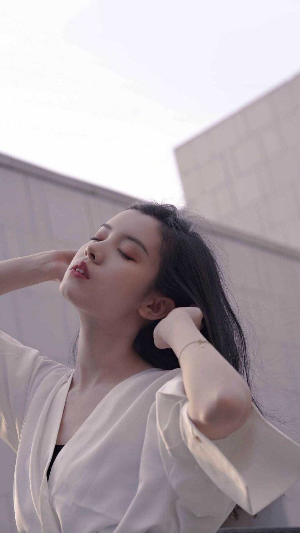 巴西足球完胜希腊,弗拉霍维奇在F1年度争冠中接管比赛