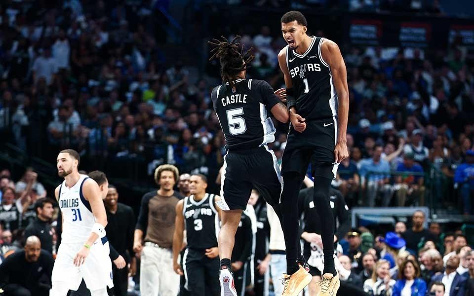 奥运周期关键战焦点战，马刺狂胜独行侠