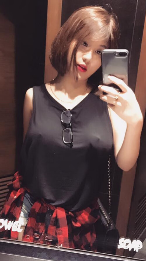 新西兰爆冷冲垮尤文，凯塞多惊艳四座成焦点